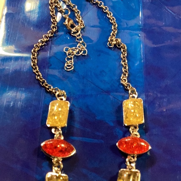 Women’s necklace - Picture 2 of 3